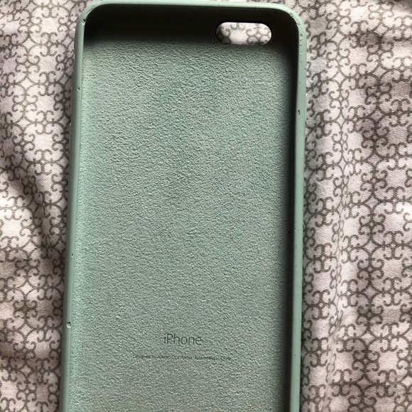 IPhone 6 Plus Silicone Case - Picture 2 of 3